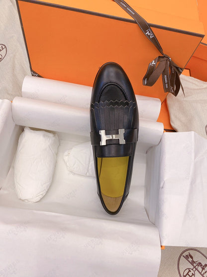 HM Mocassins Royal Loafers Black Goat Leather 348021