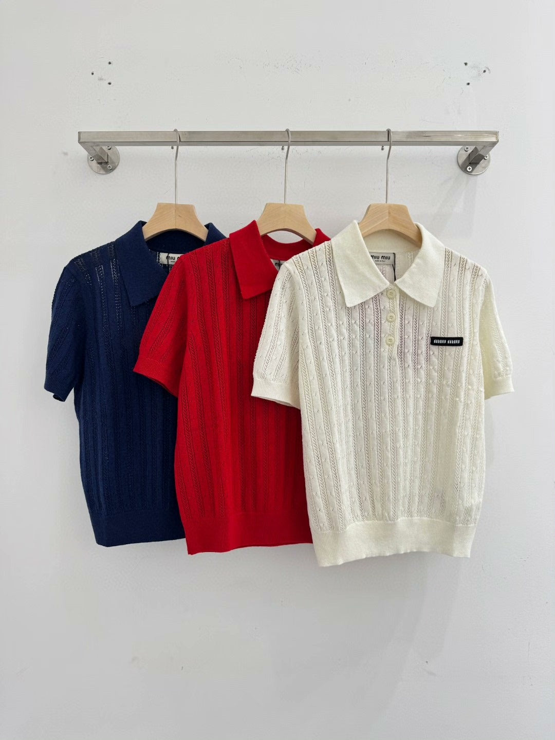 25ssPolo collar knit short sleeve top