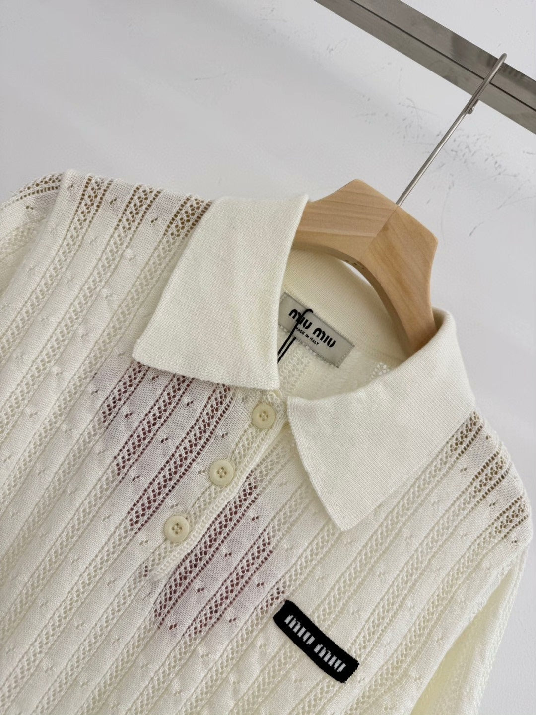 25ssPolo collar knit short sleeve top
