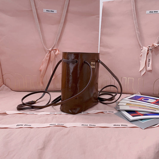 M 25 New mini bucket bag