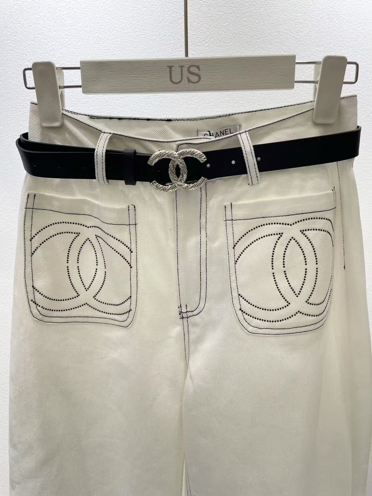 25  New Jeans