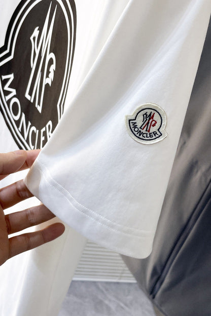 Spring/Summer new metal logo on chest t-shirt