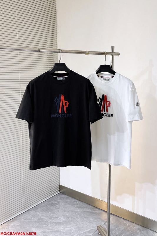 Spring/Summer new metal logo on chest t-shirt