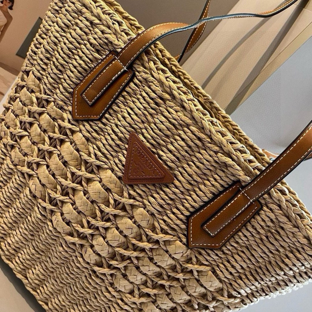 25 New Summer Raffia Hand-woven Bags
