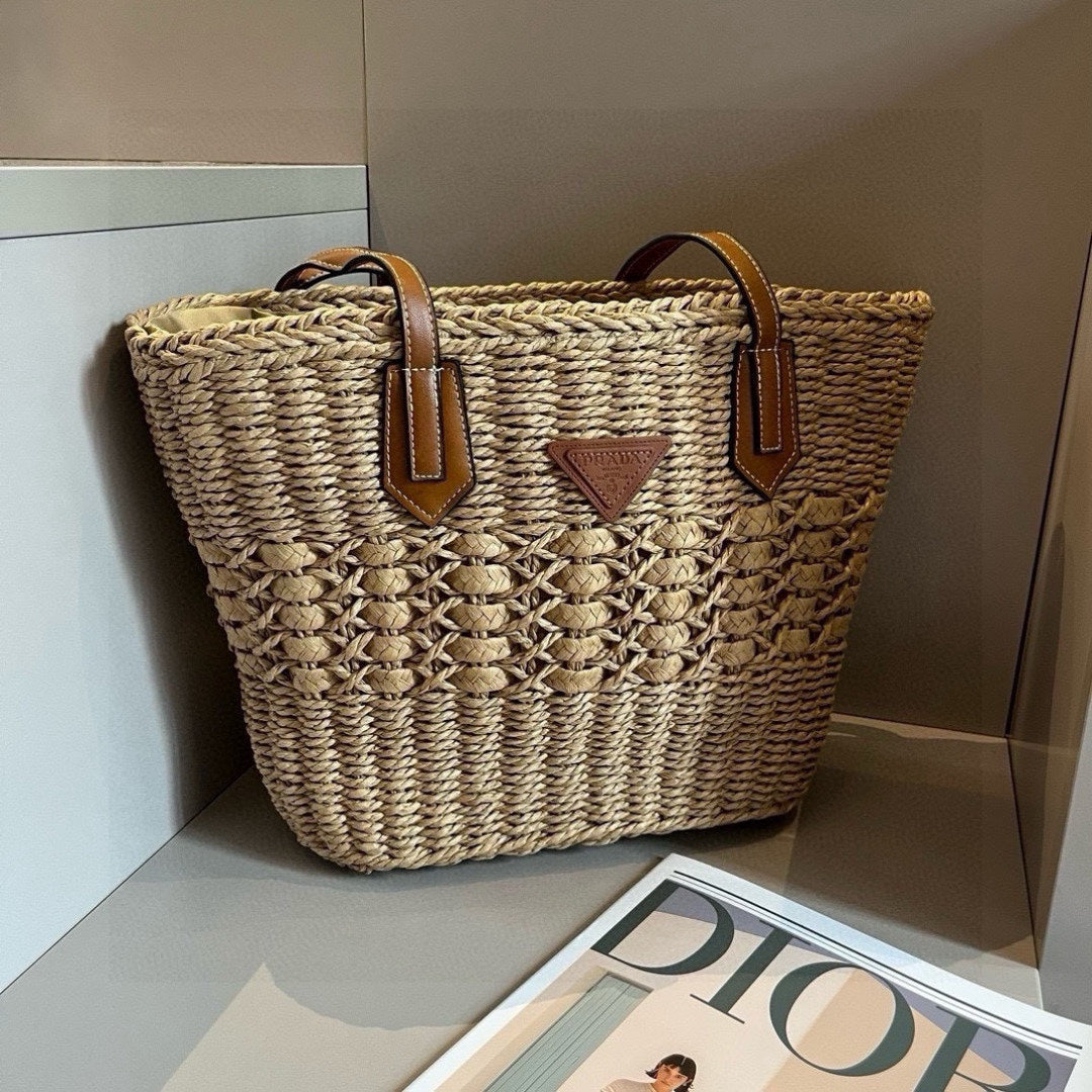 25 New Summer Raffia Hand-woven Bags