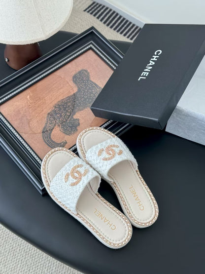 2025 Spring And Summer New Chain Shoes Collection