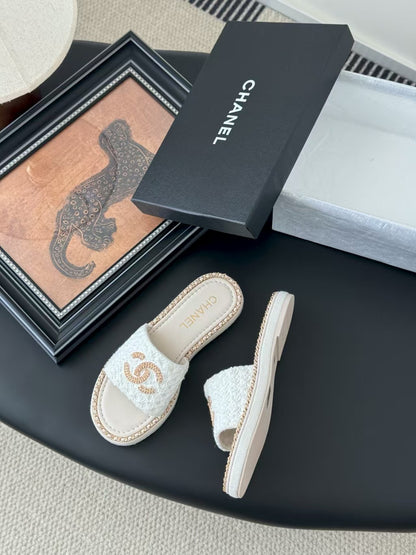 2025 Spring And Summer New Chain Shoes Collection