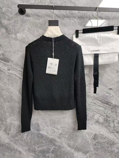 25 new white knitted cardigan