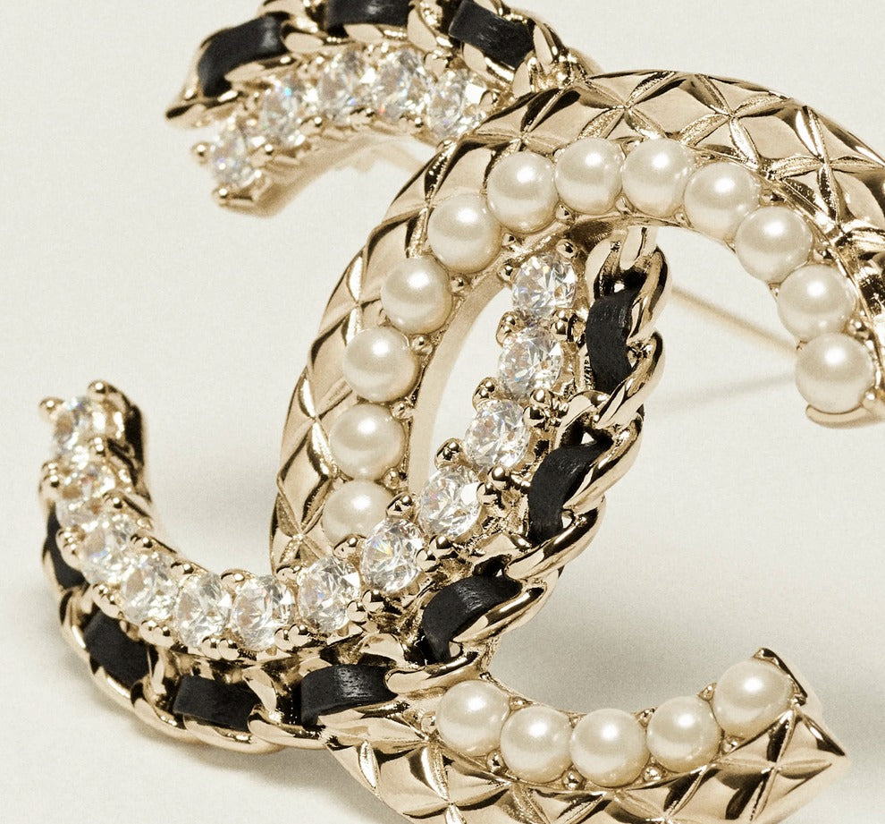 Brooch Gold Metal Crystal Pearl and Leather
