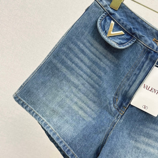 Classic Vintage Washed Metal-Embellished Shorts
