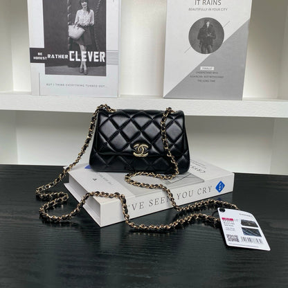 mini black lambskin chain bag