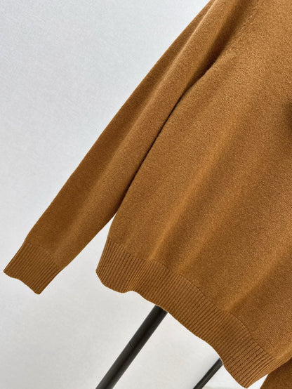 m 25ss knitted  sweater