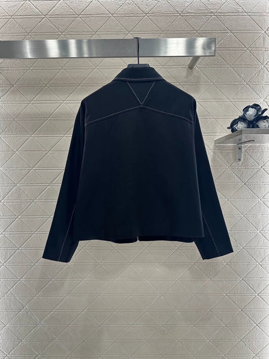 P 25 Zippered Outline Lapel Jacket