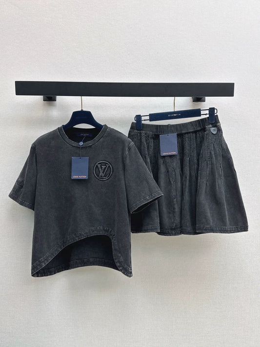 2025 Round neck distressed irregular short sleeved skirt set