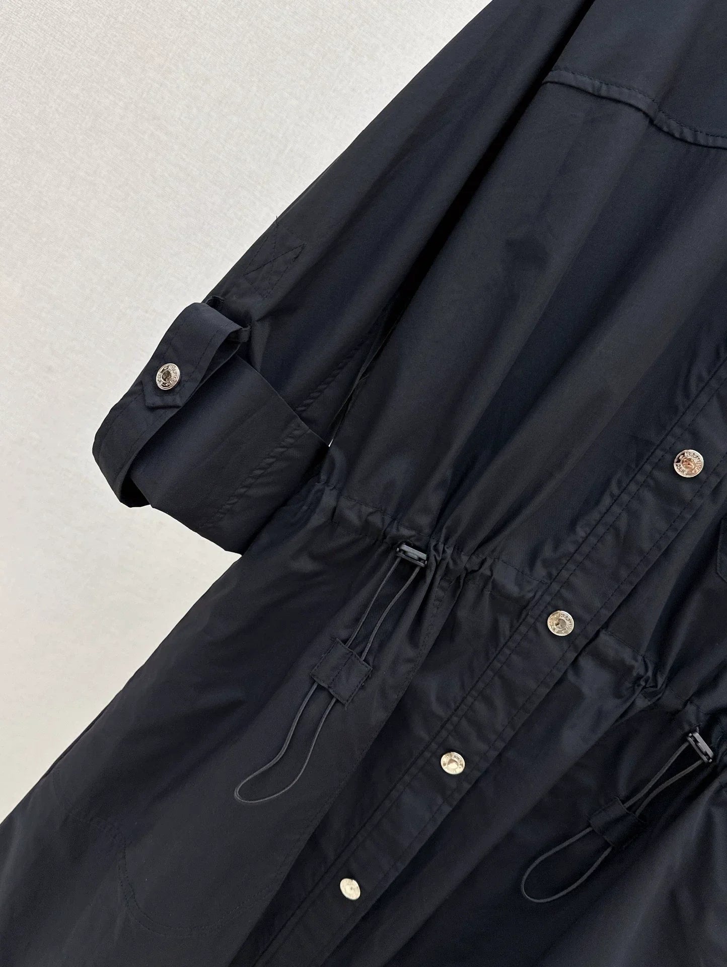 25 Shirt collar waist cinching dress