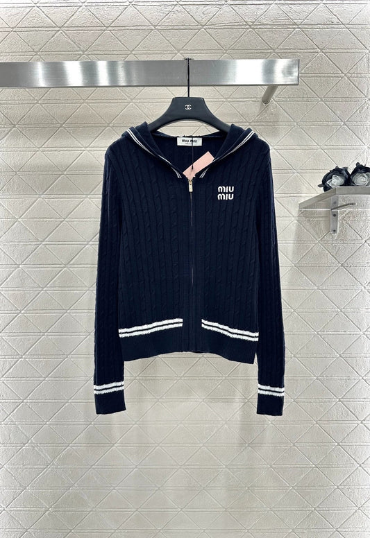 25 Hooded zipper knitted cardigan