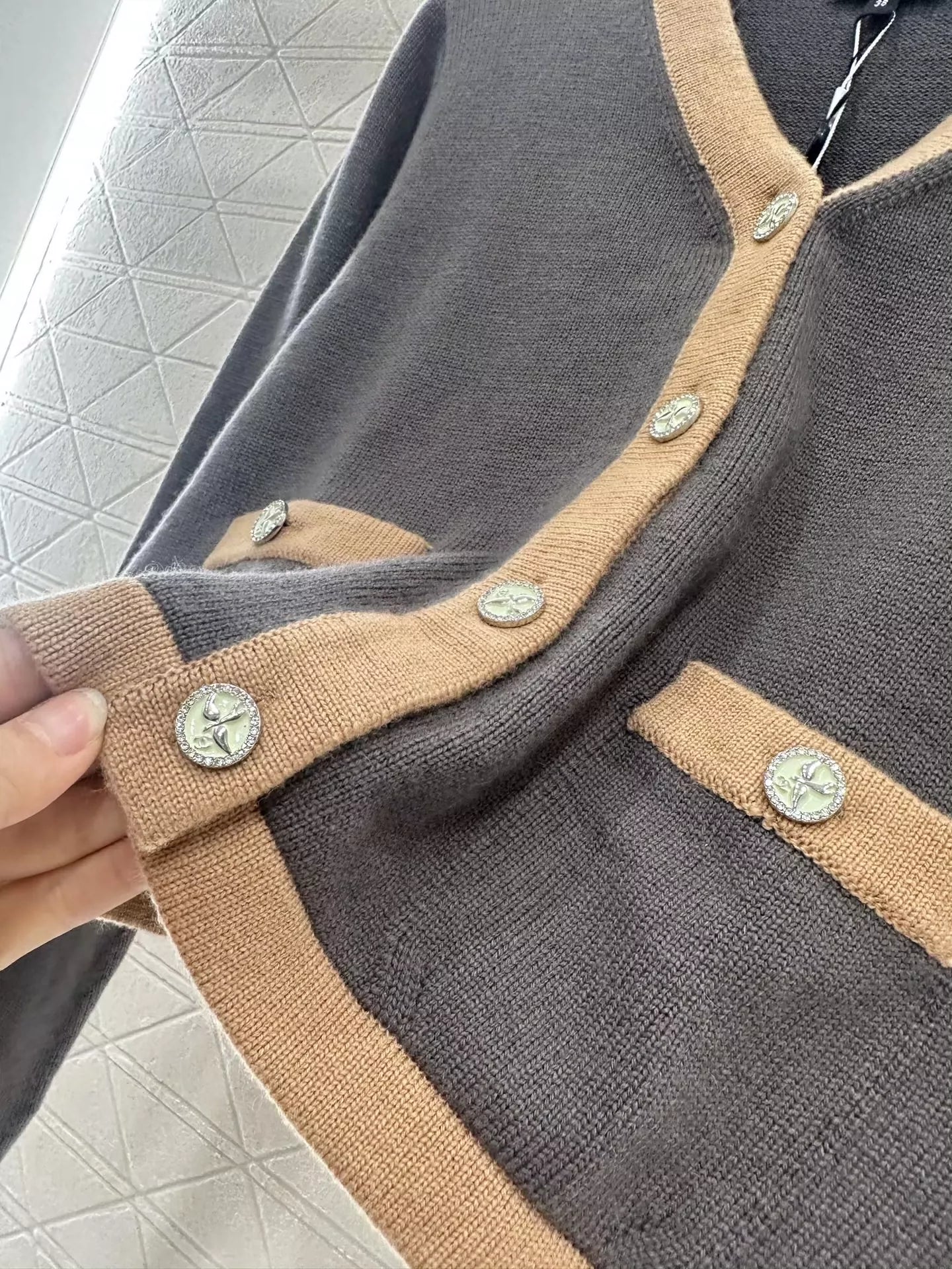 25fw Color blocking knitted cardigan