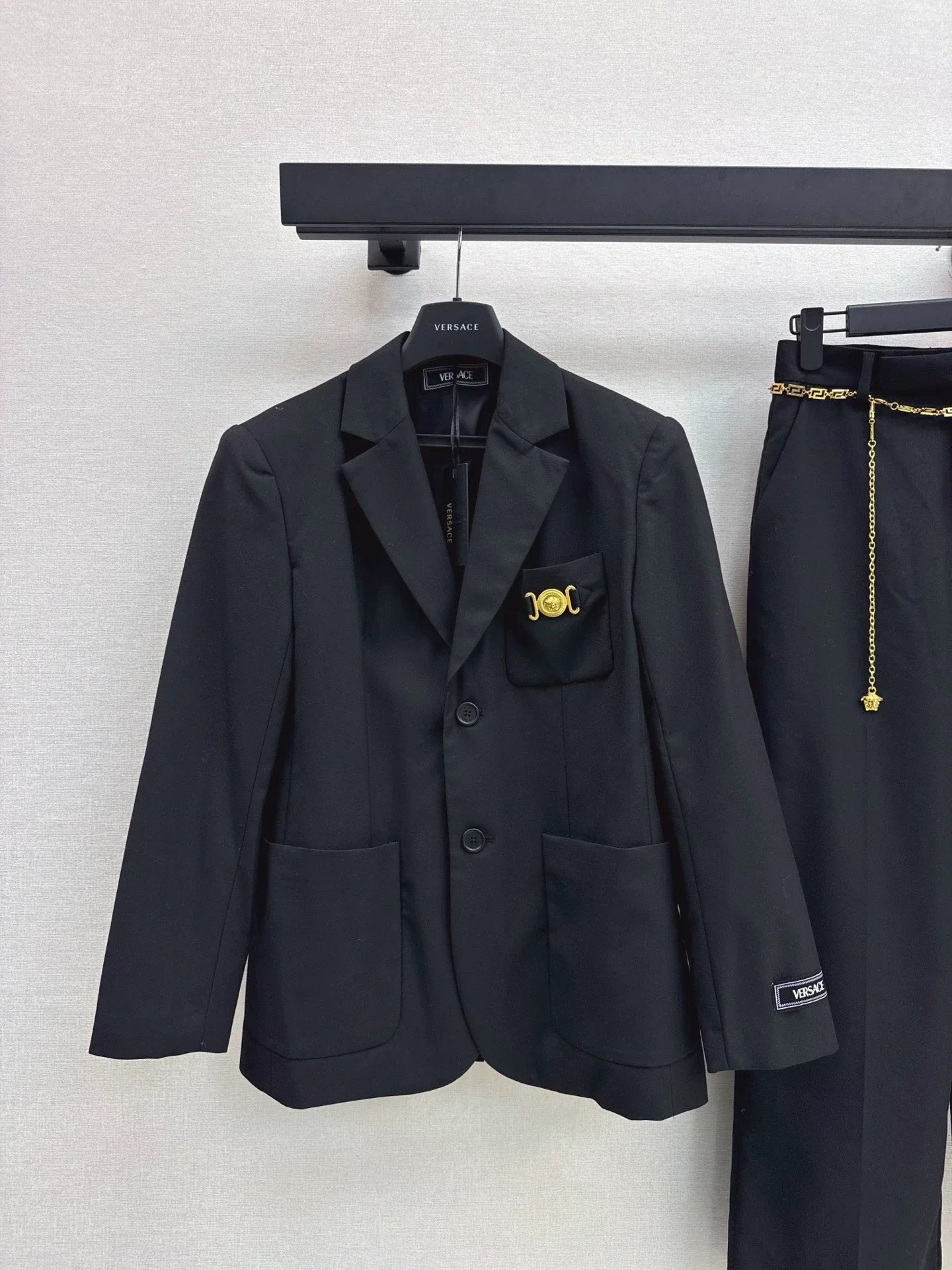 25fw Silhouette suit jacket+waist chain trousers