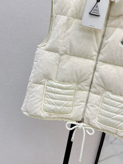 25 Mao Mao Down Vest