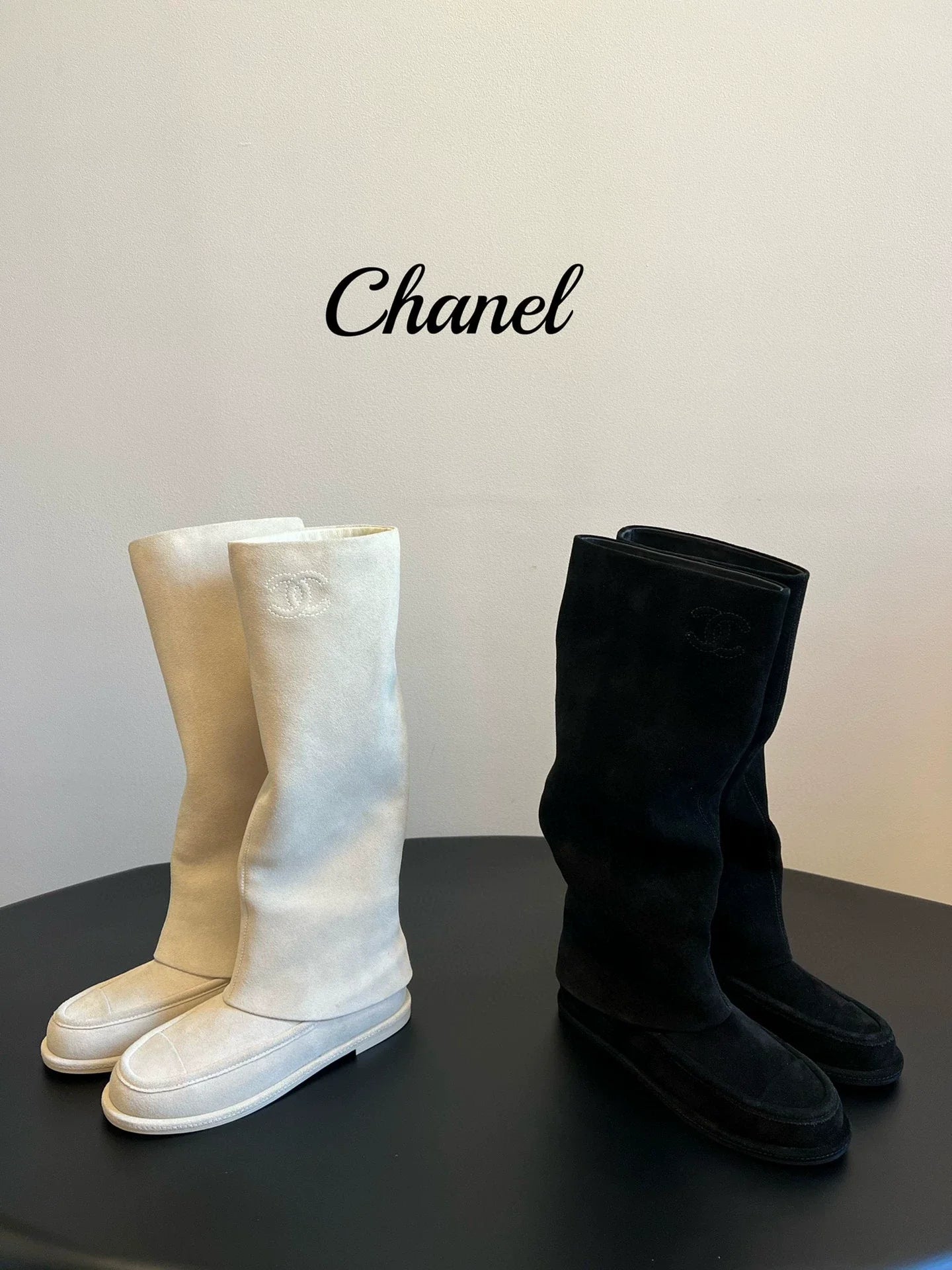 Suede boots