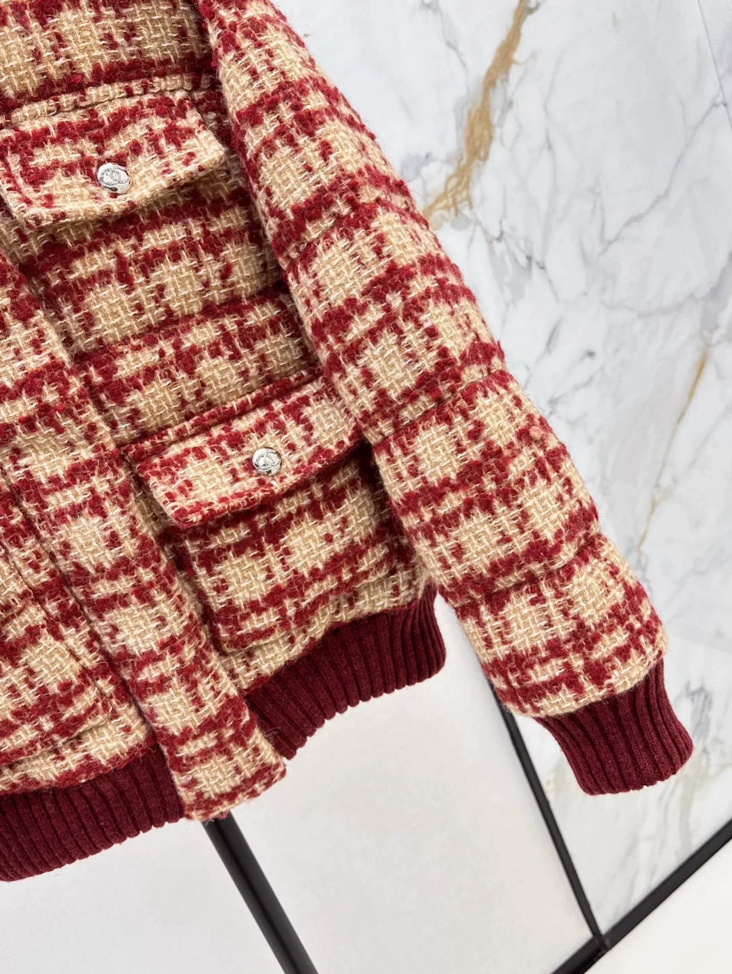 25 Skiing tweed plaid stand up collar down
