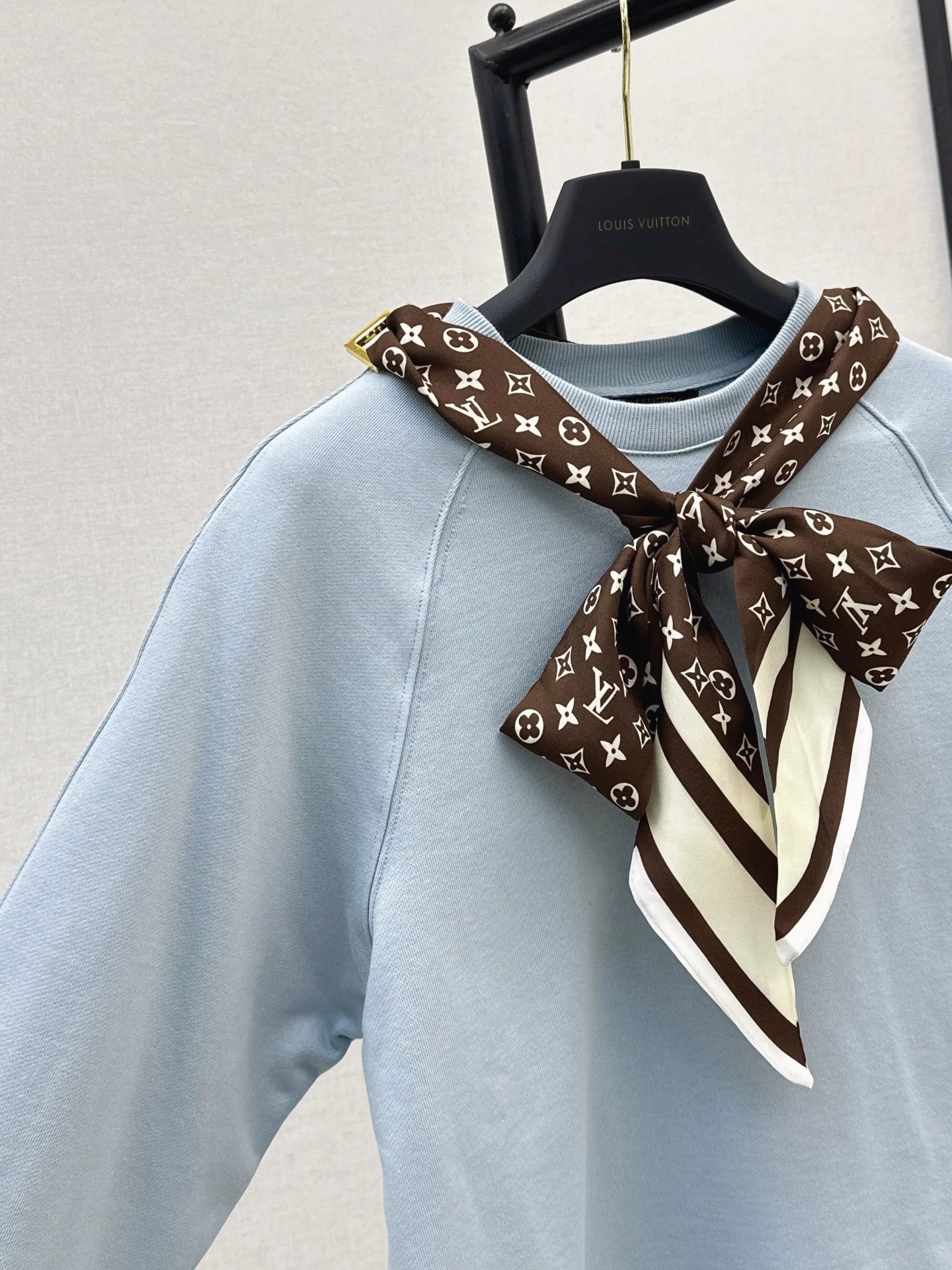 25fw Silk scarf pullover hoodie