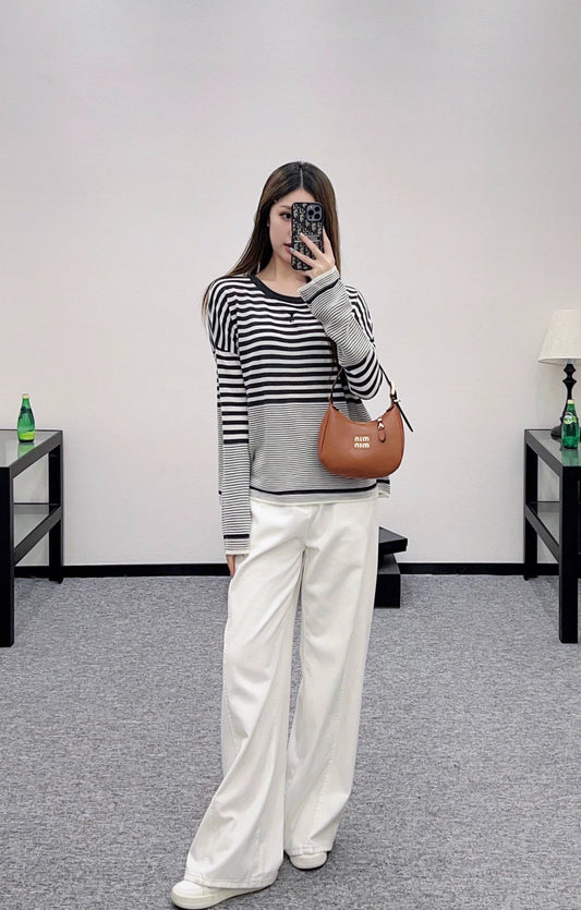 25fw Loose striped knitted sweater