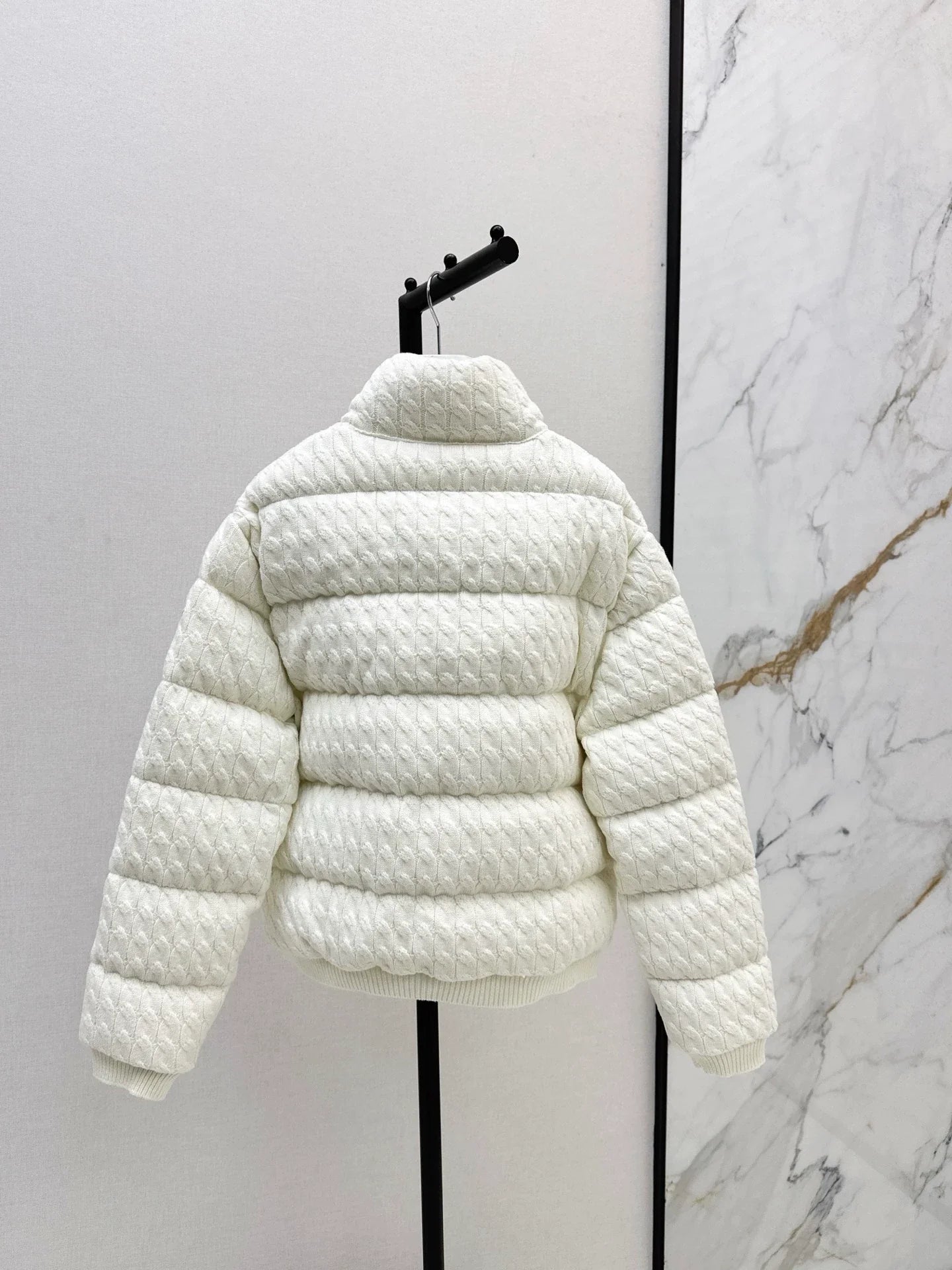 25fw Wool Knitted Bread Down Jacket