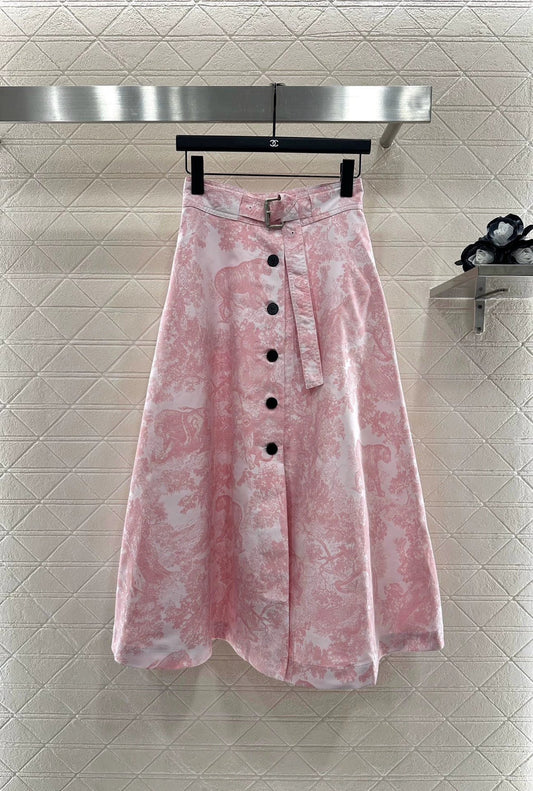 D 25 Jacquard belt and flared skirt