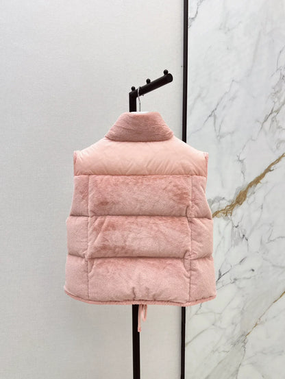 25 Mao Mao Down Vest