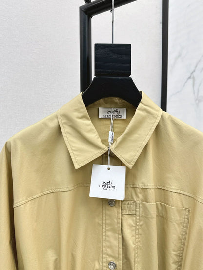 25 Shirt collar waist cinching dress