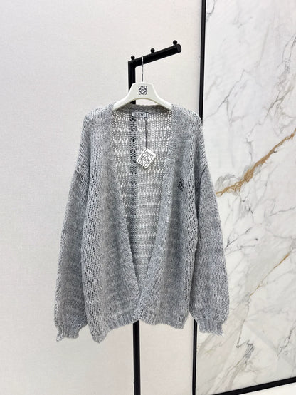 25 Embroidered decorative V-neck knitted silhouette cardigan