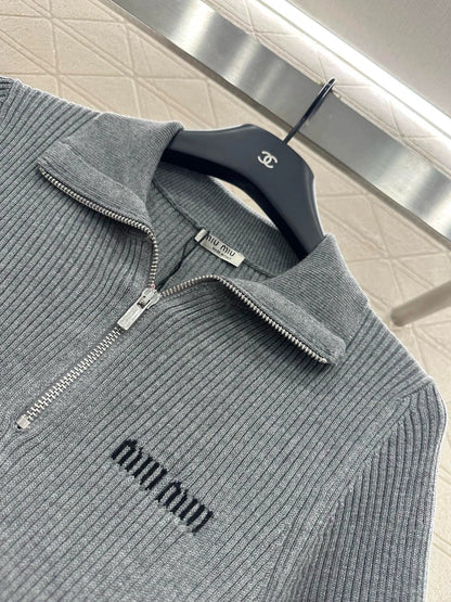 Mi 25 Lapel knitted top
