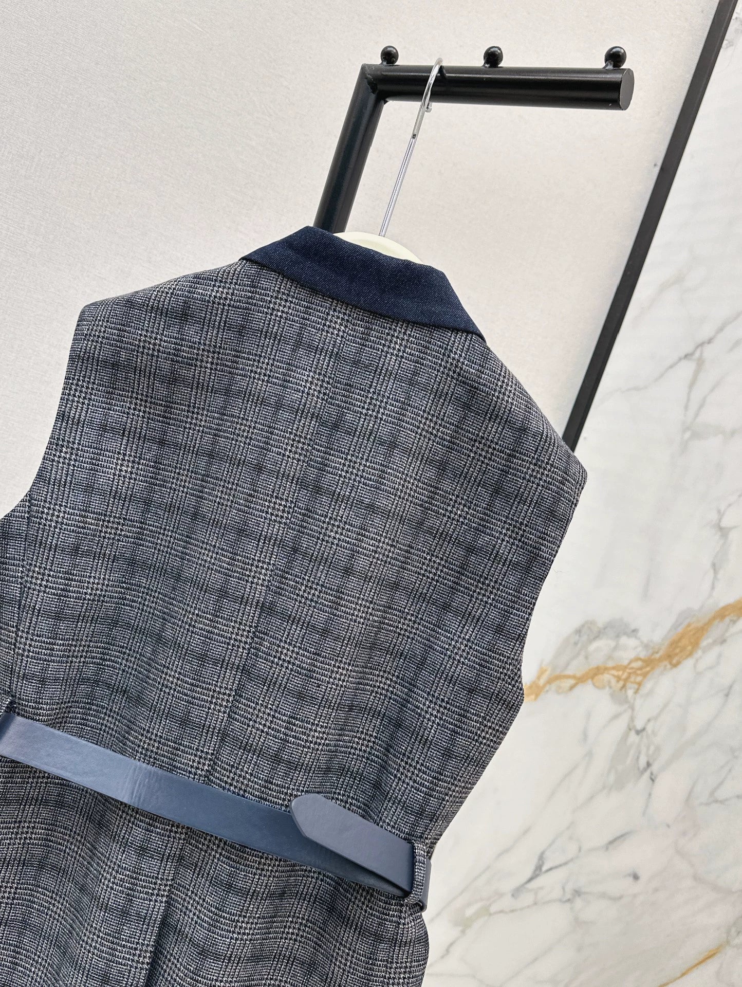 25fw Blue plaid suit vest