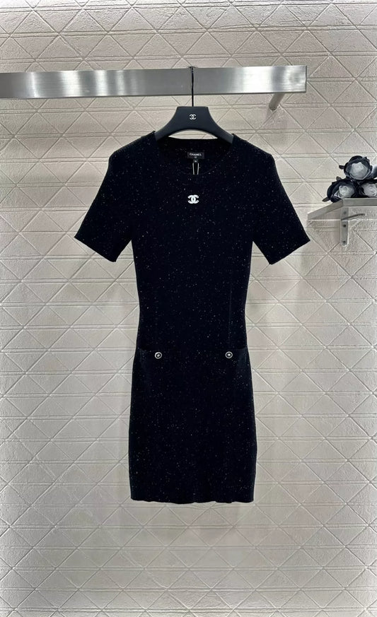 25fw Knitted short sleeved dress