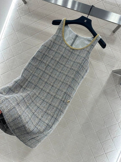 C 25 Wool woolen vest skirt