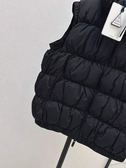 25 Collar decoration down vest