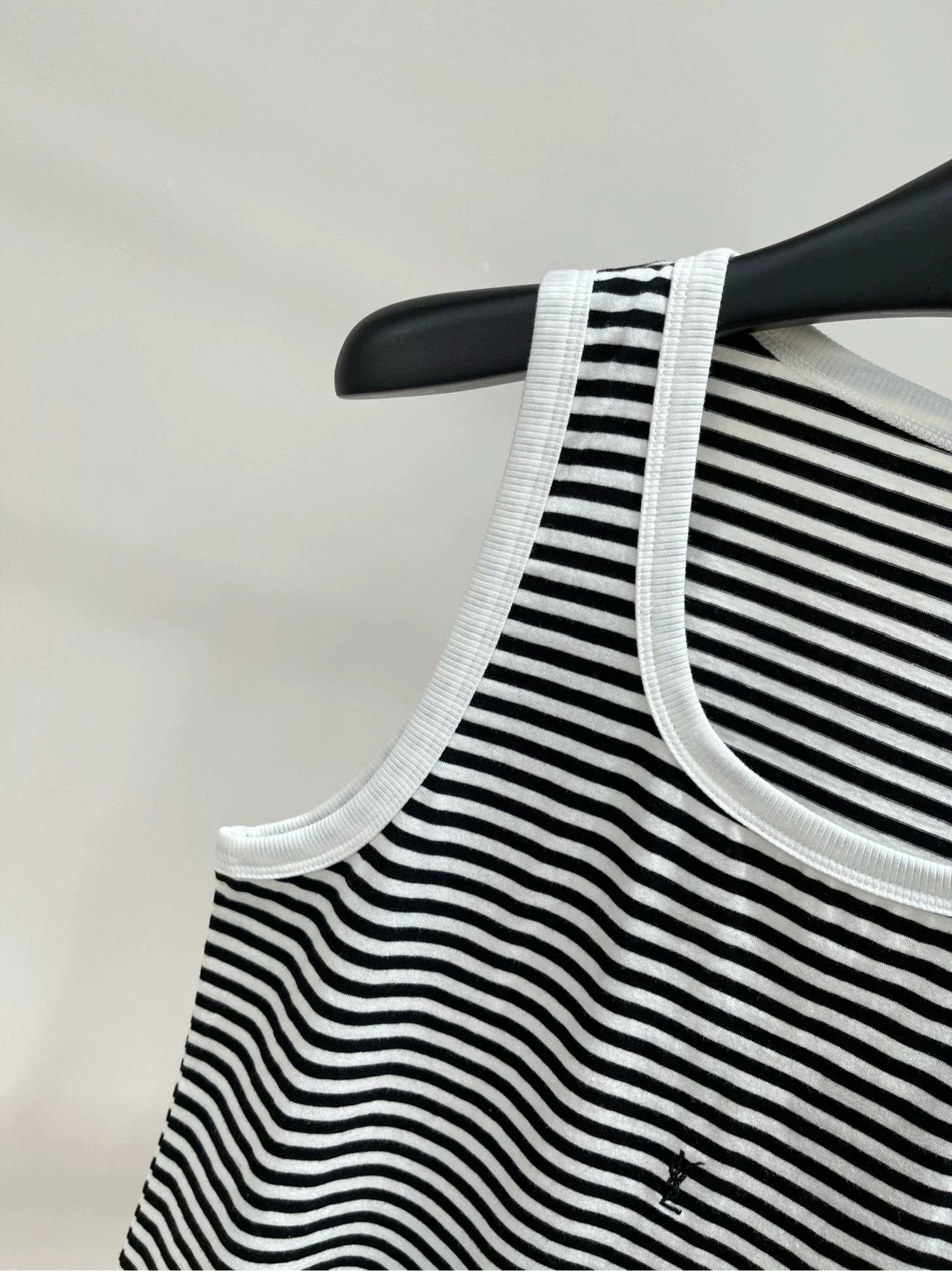 25SS new black and white striped vest for spring and summer
