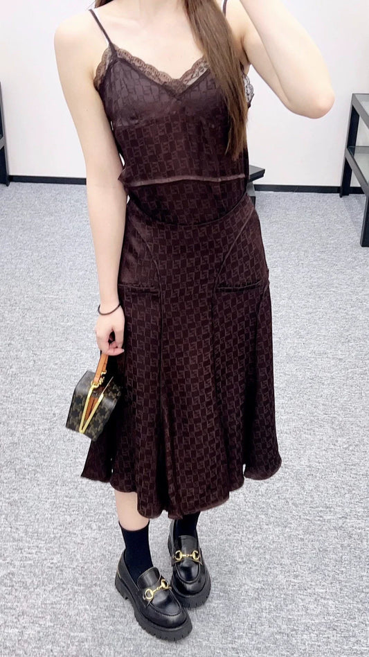 25 Jacquard lace camisole half skirt set