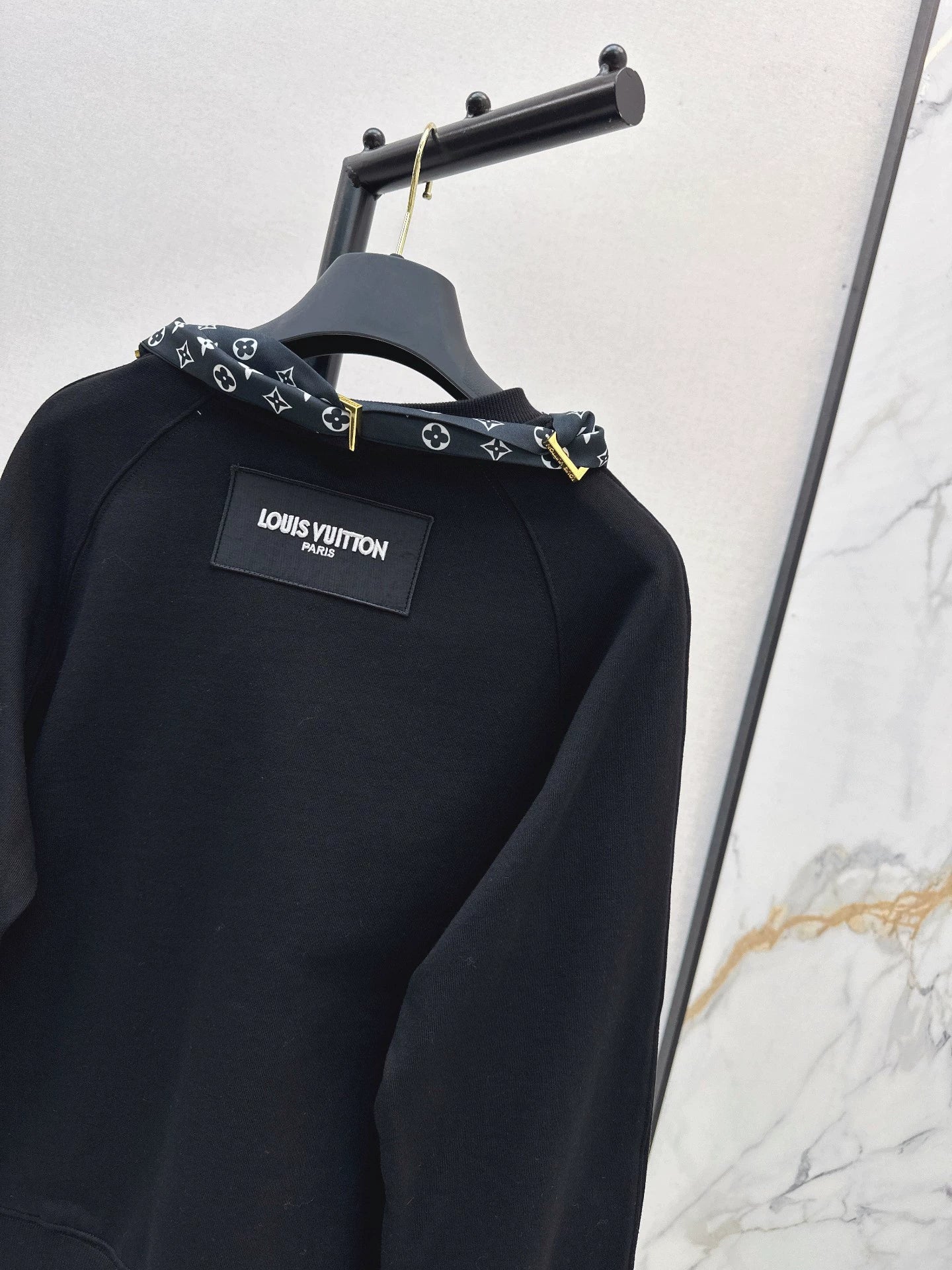 25fw Silk scarf pullover hoodie