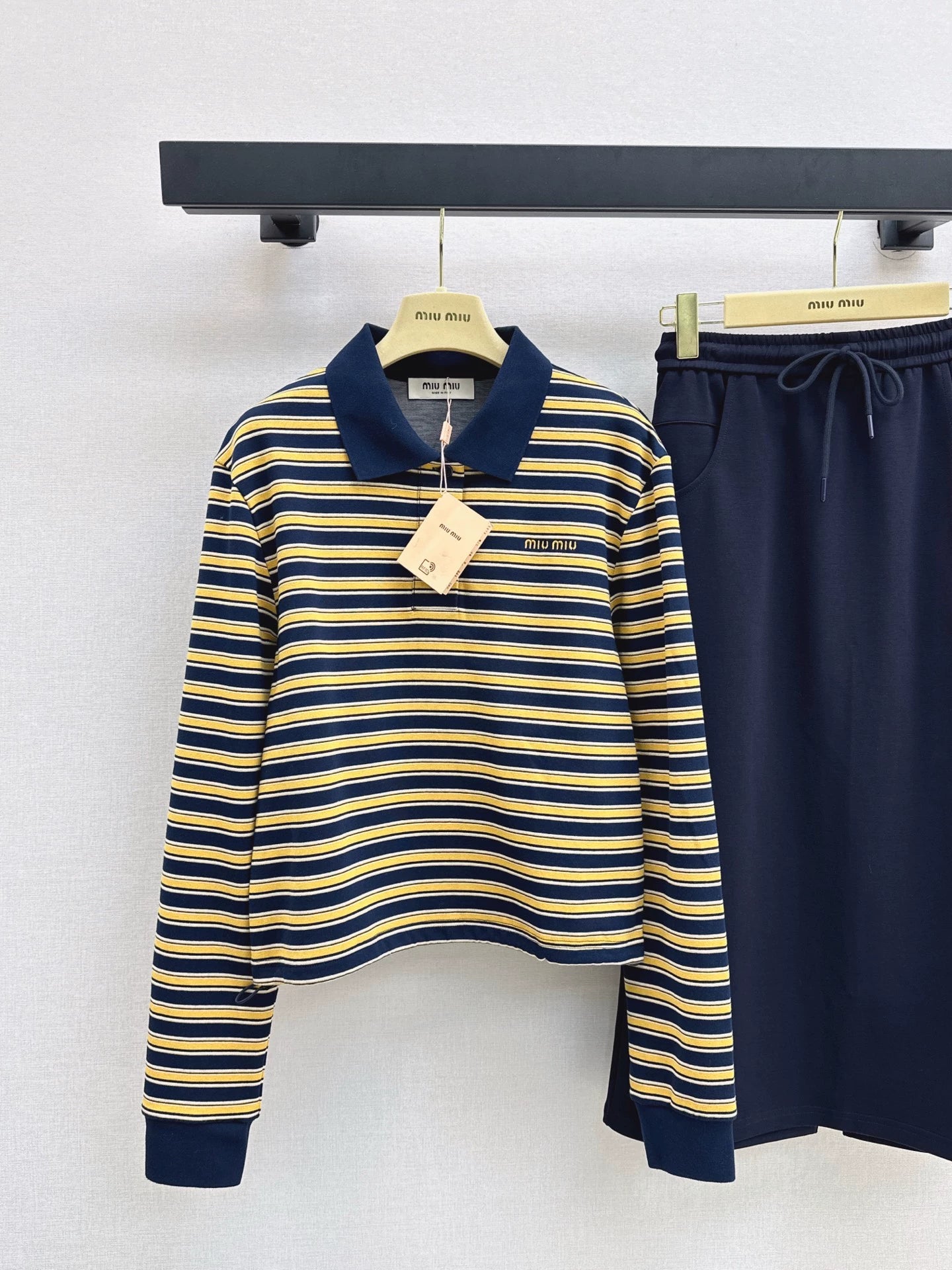 25 Striped casual suit