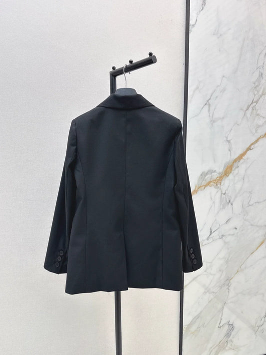 2025 Brooch suit silhouette jacket