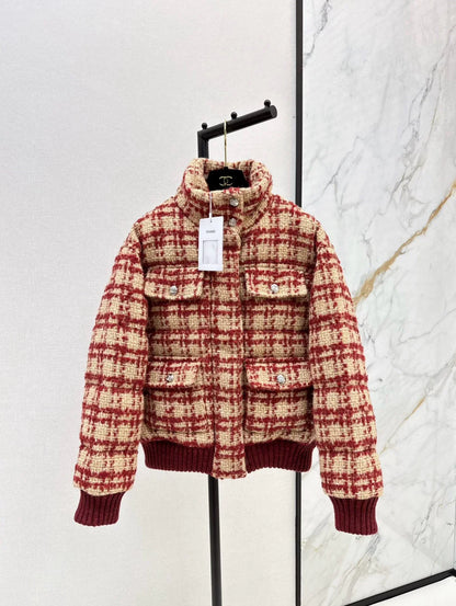 25 Skiing tweed plaid stand up collar down