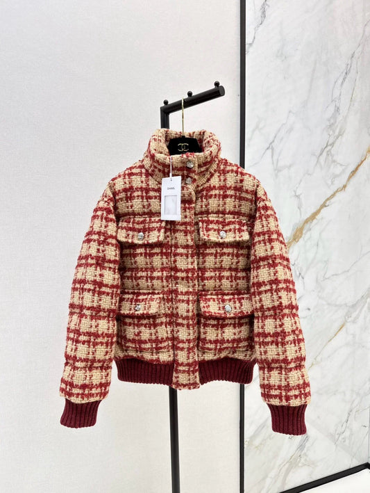 25 Skiing tweed plaid stand up collar down