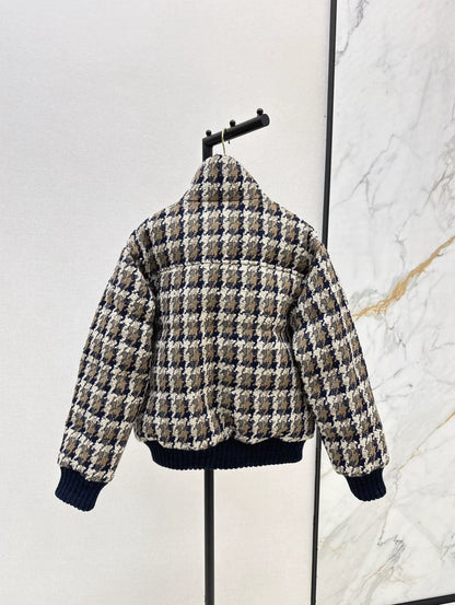 25 Skiing tweed plaid stand up collar down