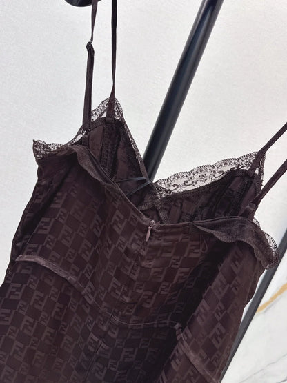 25 Jacquard lace camisole half skirt set