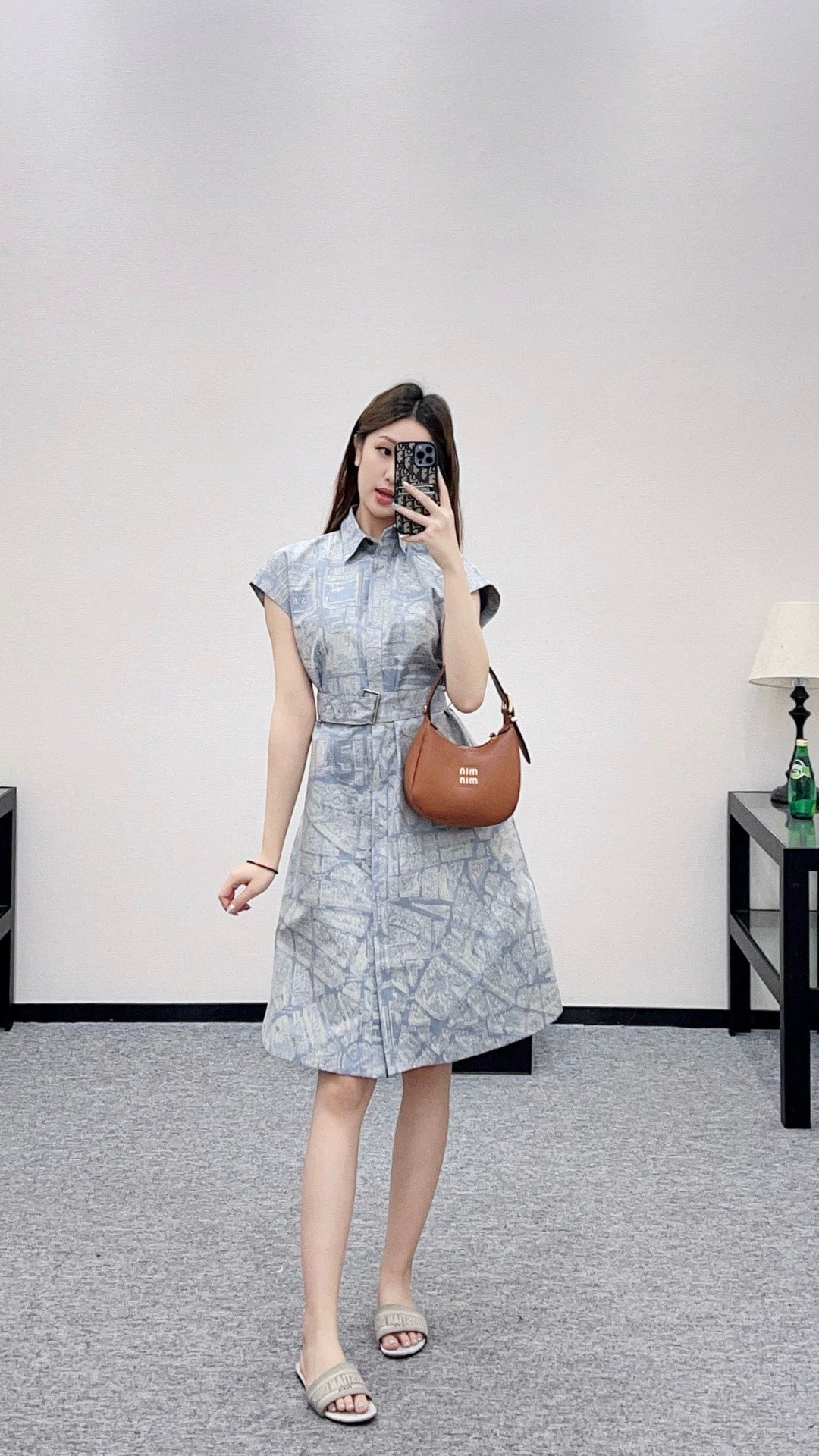 D 25 Belted jacquard dress