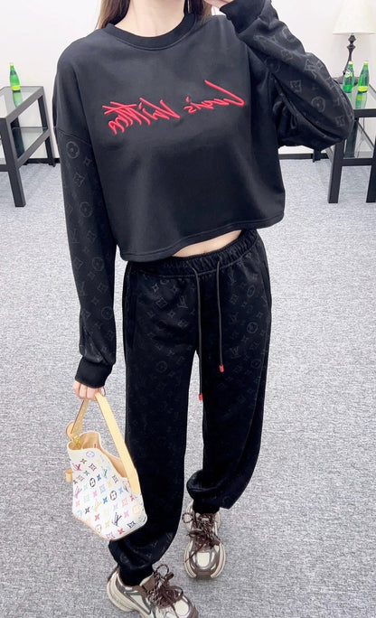 Round neck letter hoodie and pants set