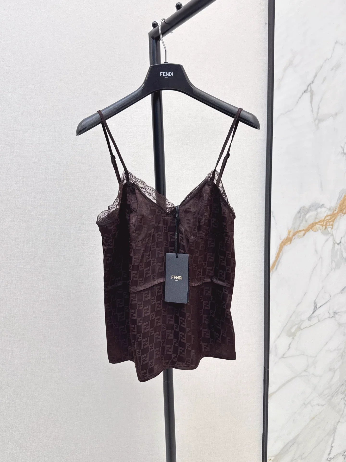 25 Jacquard lace camisole half skirt set