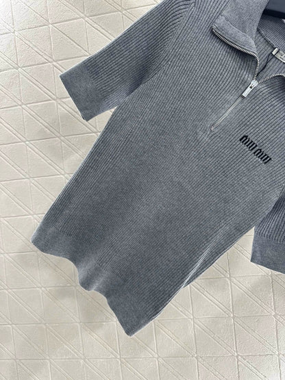Mi 25 Lapel knitted top